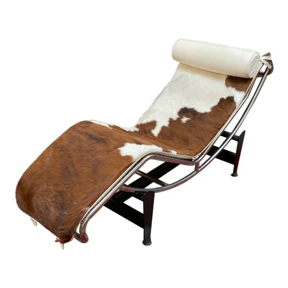 10 Best Accent Chairs for Stylish and Cozy Living Spaces in 2024