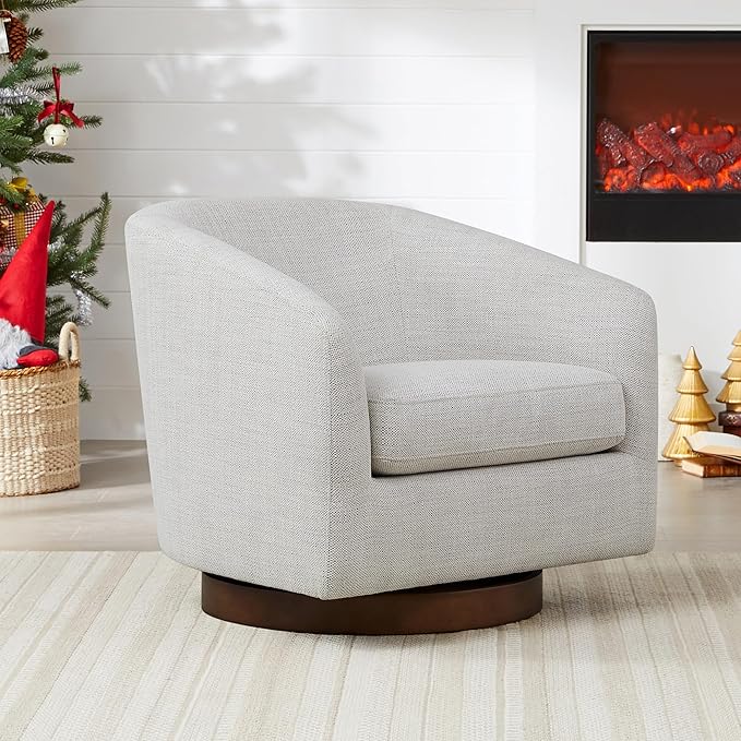 Best Wide Chairs for Cozy and Spacious Living Rooms in 2024