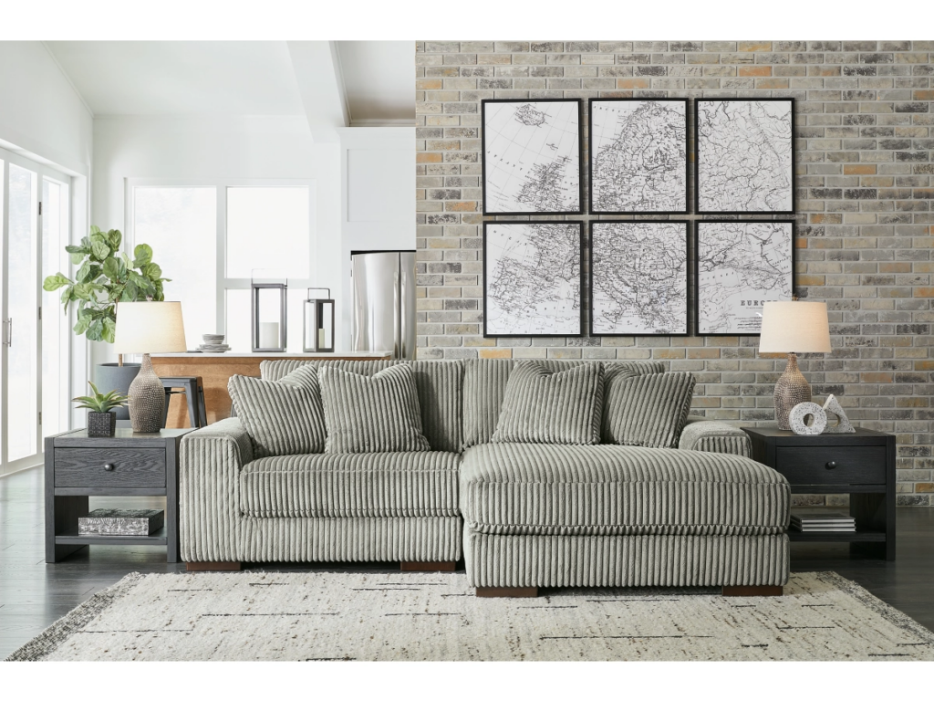 Lindyn Sectional Sofa