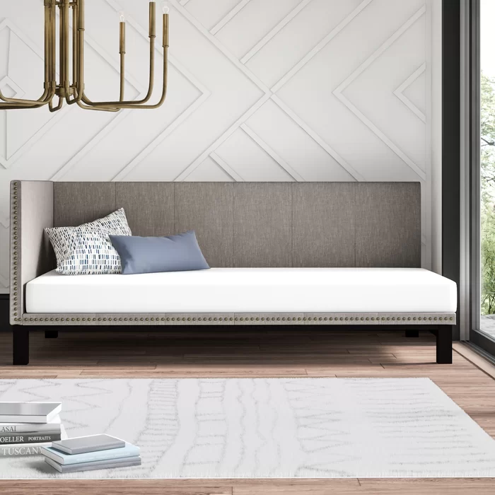 Mercury Row Carwile Daybed Sofa