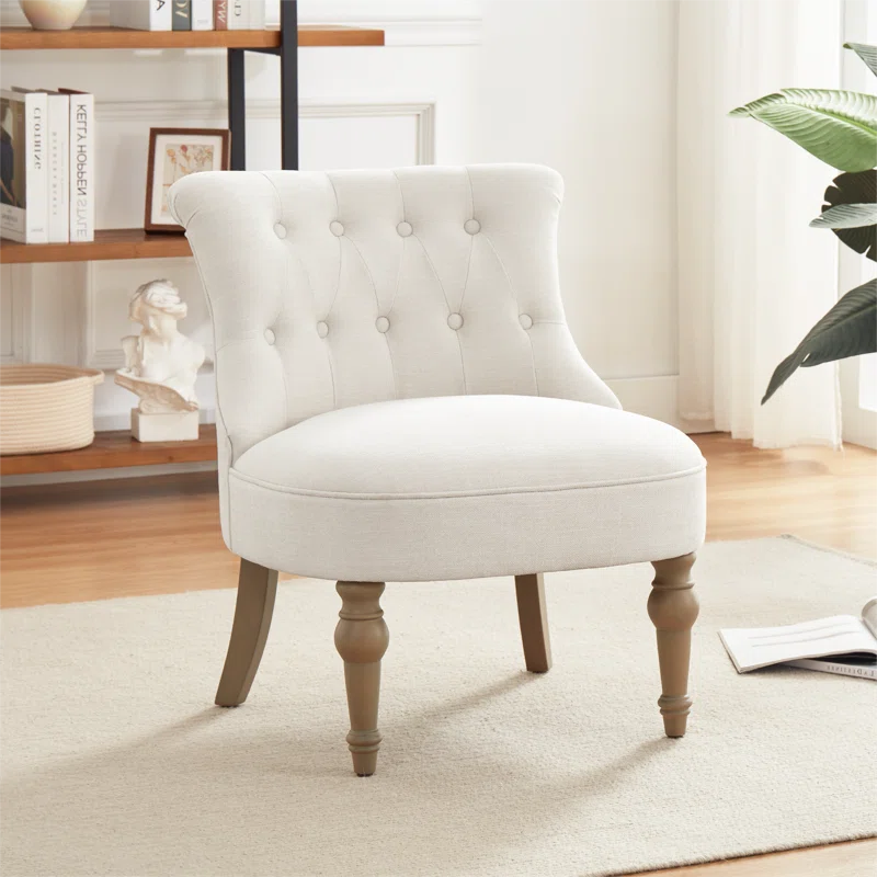 Best Wide Chairs for Cozy and Spacious Living Rooms in 2024