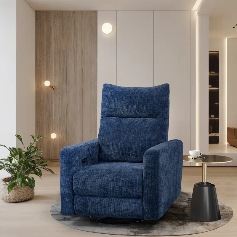 Best Wide Chairs for Cozy and Spacious Living Rooms in 2024