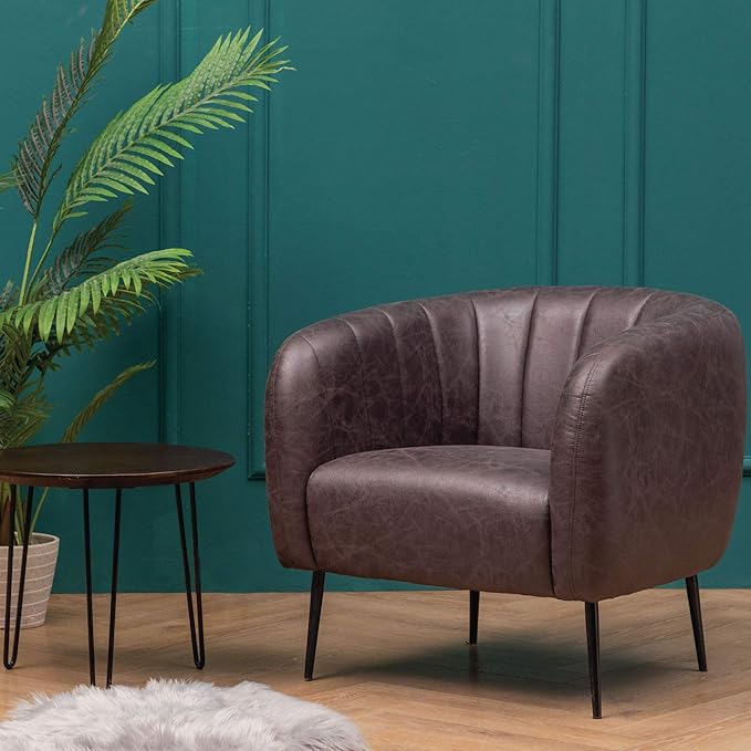 Best Wide Chairs for Cozy and Spacious Living Rooms in 2024