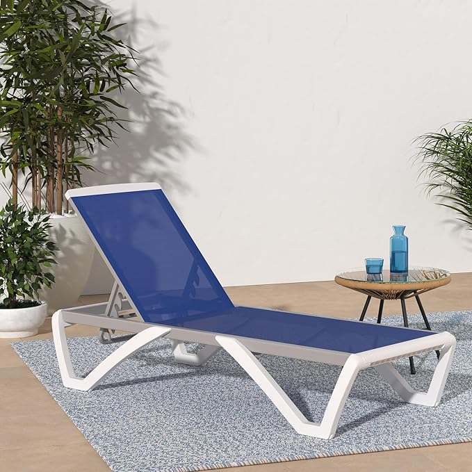 10 Best Outdoor Chaise Lounge Chairs for Relaxing in Style (2024 Edition)