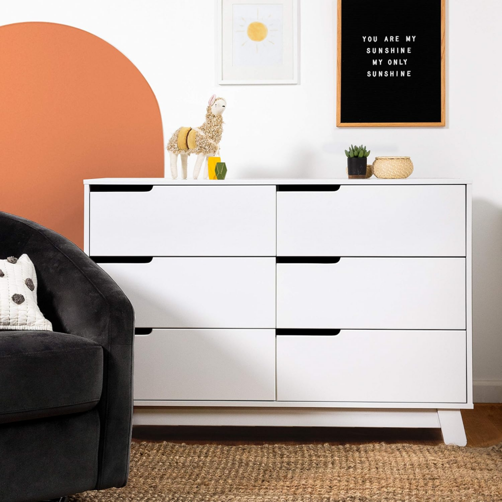 Top-Rated Hudson Dressers for a Contemporary Bedroom Look (2024)